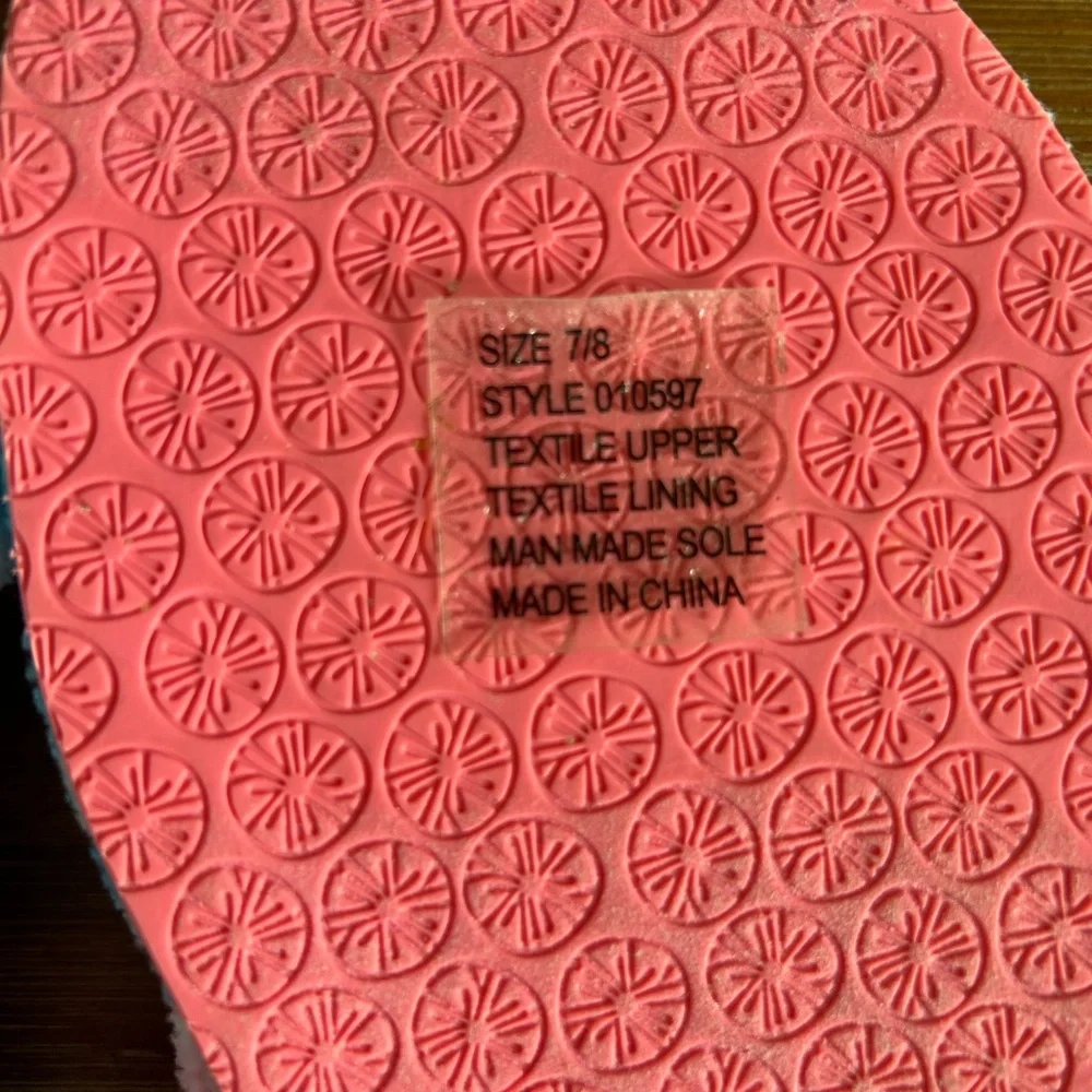 Lilly Pulitzer Slippers - Picture 7 of 7